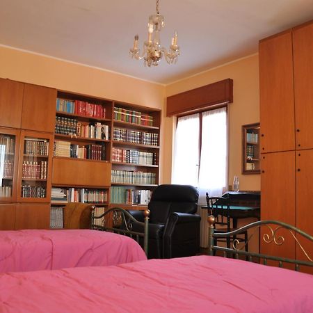 רנדה Giangurgolo B&B חדר תמונה