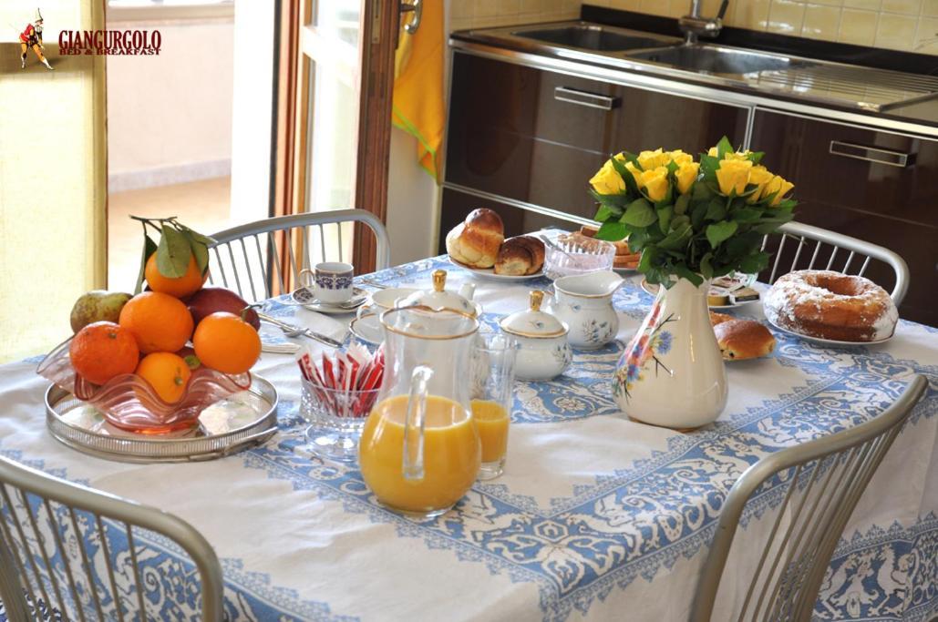רנדה Giangurgolo B&B חדר תמונה